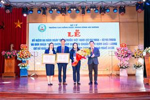 Tổ chức kỷ niệm Ngày thầy thuốc Việt Nam và đón nhận Giấy chứng nhận đạt tiêu chuẩn kiểm định