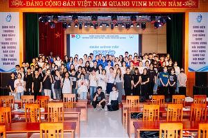         Chương trình sinh hoạt công dân đầu khóa của tân sinh viên K17 với Đoàn thanh niên - Hội Sinh viên Nhà trường